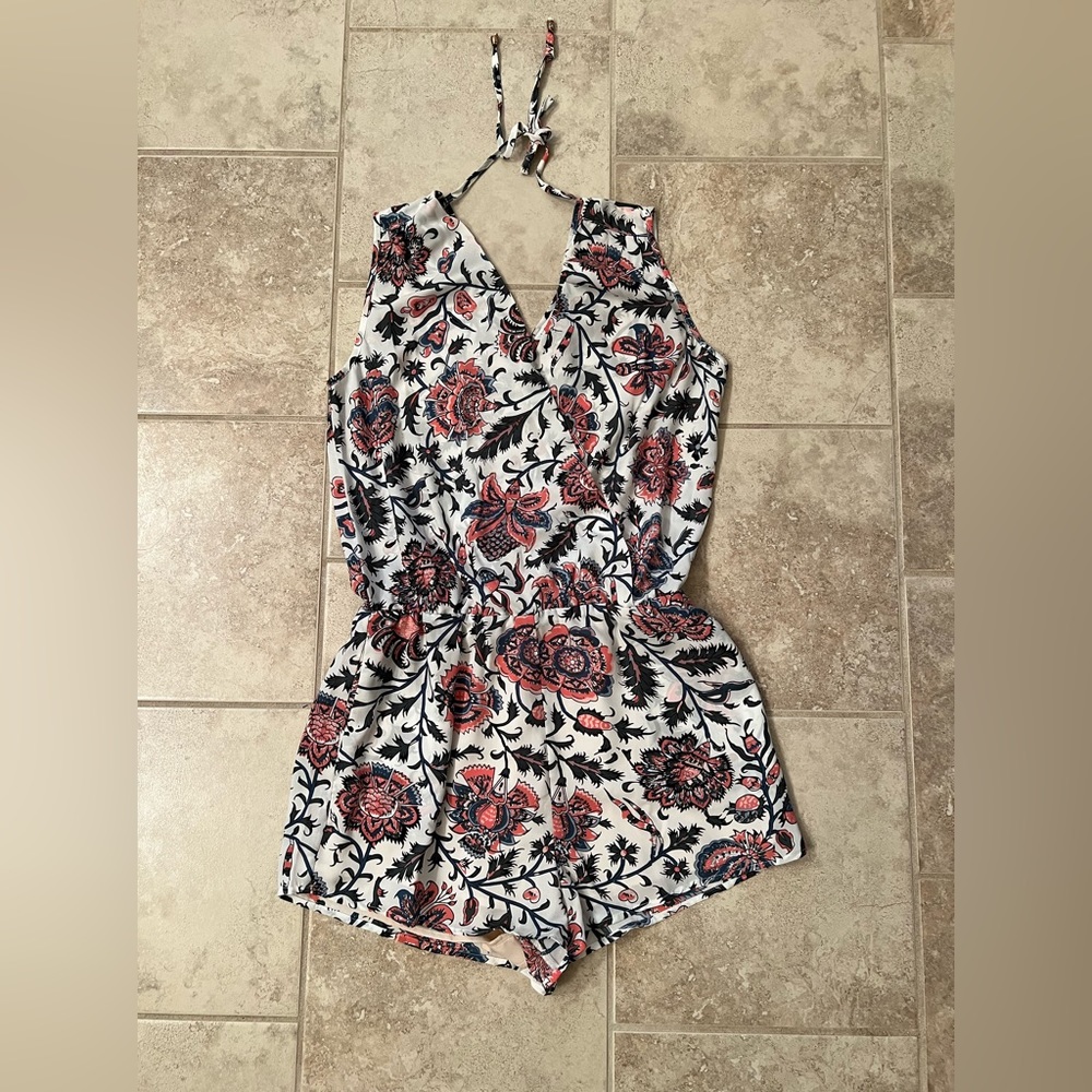 Heartloom romper Like New